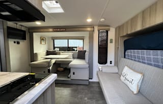 Adventure Awaits 24 Forest River Wildwood 178BHSK