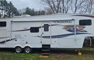 Campers 4 Glampers Coachmen 5th wheel