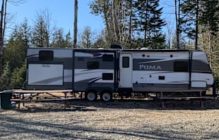Puma Palomino Deluxe Bunkhouse Ready to Travel!