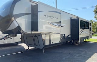 2017 Keystone RV Montana High Country 340BH