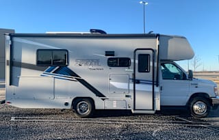 Brand new 2022 Coachmen RV Cross Trail XL 23XG