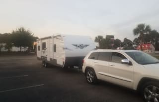 Clean Like New 2022 Shasta RV