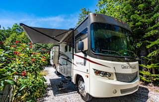 2017 Forest River Georgetown 2 Baths, Like New