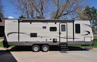 27ft Keystone Hideout 272LHS Travel Trailer