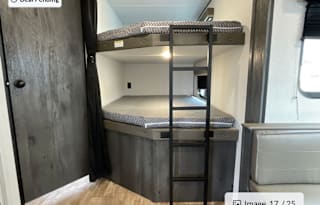 Adventurous 2023 Keystone Hideout: Sleeps 8