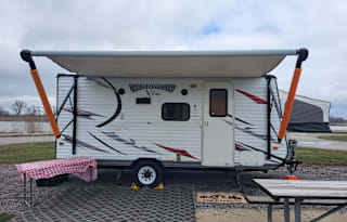 Family friendly hybrid RV!