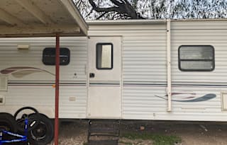 S & E Kid friendly Camper Rental