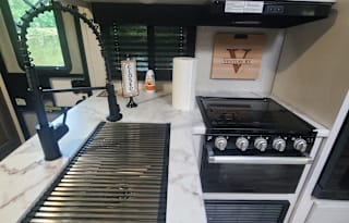 2022 Venture Sport Trek 332vbh