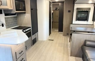 Turnkey Family & Pet Friendly Travel Trailer