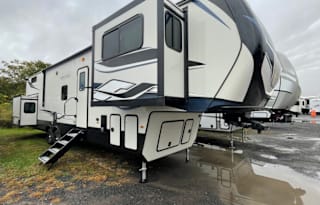 2023 Keystone RV Montana High Country 377FL