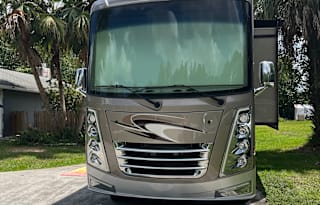 2021 Thor Motor Coach Challenger 37DS