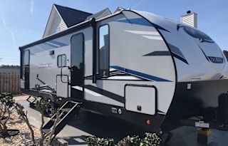 2021 Forest River RV Cherokee Alpha Wolf 26DBH-L