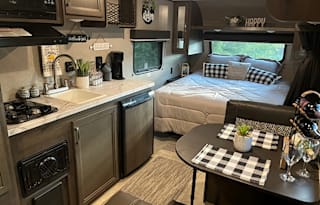Cute & Cozy "Fully Stocked" Jay  Flight