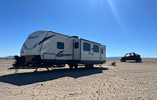 2021 Keystone Bullet 2 BD (1 1/2 BA) Delivery only
