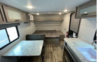 Cozy camper with everything you need