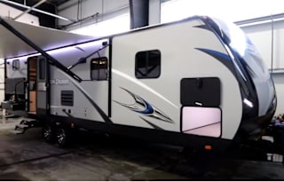 Keep Up With The Joneses! - Shadow Cruiser 277BHS