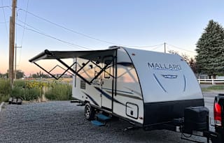 2020 Heartland Mallard 18’ Sleeps 5