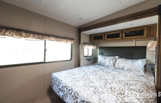 2018 Coachmen RV Chaparral 370FL