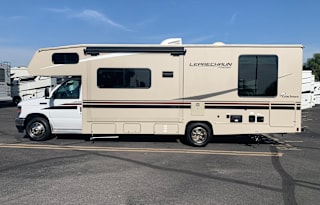 APRIL SPECIALS  CONTACT TIKi RV RENTALS TODAY!