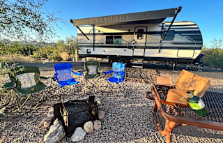 Family Friendly Bunkhouse. Park it and enjoy!