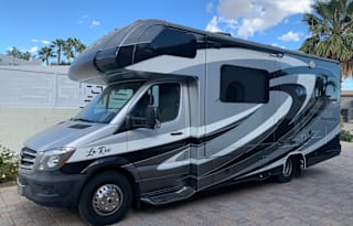 Smooth Sailing on 2015 Forest River Sunseeker MBS