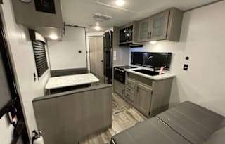 2024 Dutchmen RV Coleman Lantern LT Series 274BH
