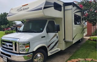 2017 Coachmen 33 ft Bunk House, sleeps 10, 4 TV’s