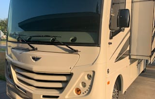 2019 Fleetwood Flair 28A