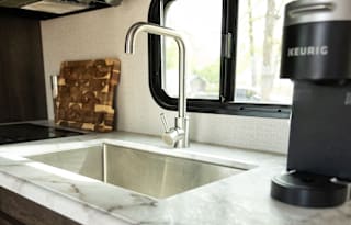 Joey & Jennifer's Family & Friendly RV Rental