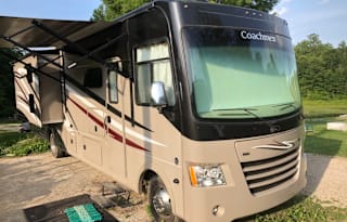 Harvey the RV - Coachmen RV Mirada - Bunk Bed
