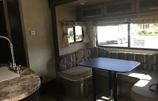 2016 Forest River Surveyor