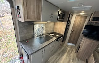 2022 Winnebago Micro Minnie 2306BHS