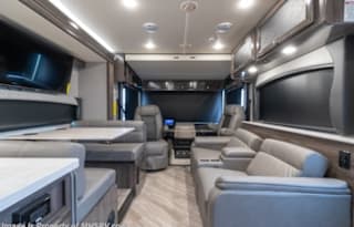 2021 Fleetwood RV Fortis 33HB