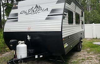Delivery Only! Pet Friendly! 2022 Olympia Sport.