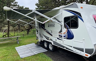 2012 Lance Lance Travel Trailers 1685