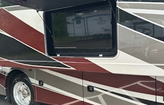 2021 Thor Motor Coach Challenger 35MQ