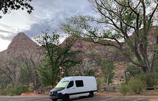 2022 Mercedes-Benz Sprinter 2500 V6 (off grid)