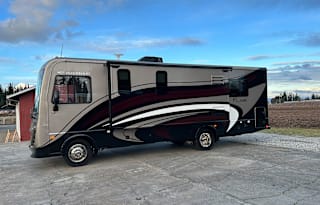 2016 Fleetwood RV Flair 29T