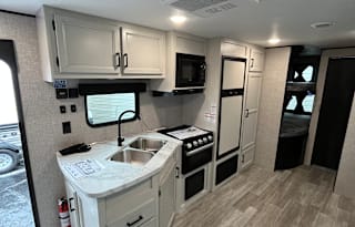 Memory Maker - Jayco Jay Flight SLX with Bunks!