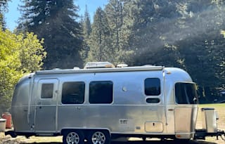 2019 Airstream RV Flying Cloud 23FB