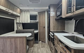 Pristine and Well Maintained