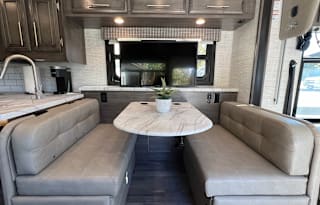 DZ Family RV Rental