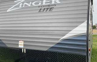2018  Zinger Z1 Series Lite ZR18BH