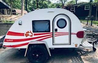 Teardrop trailer lightweight and easily and fun