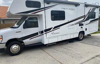 2023 Coachmen RV Freelander 26DS Ford 450