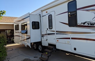 2013 Keystone RV Montana Big Sky 3625 RE