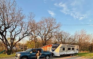Aerolite triple bunkhouse w/ walkaround king