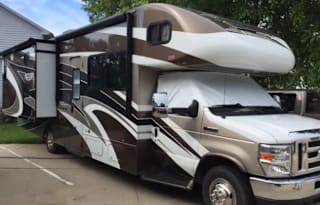 2012 Winnebago Access Premier