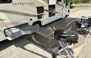 2019 Coachmen RV Leprechaun 319MB Ford 450