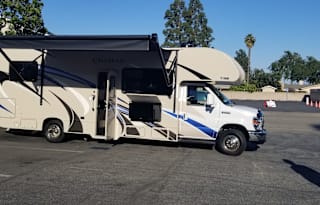 **2020** Thor Chateau 28Z . Fully Equipped**